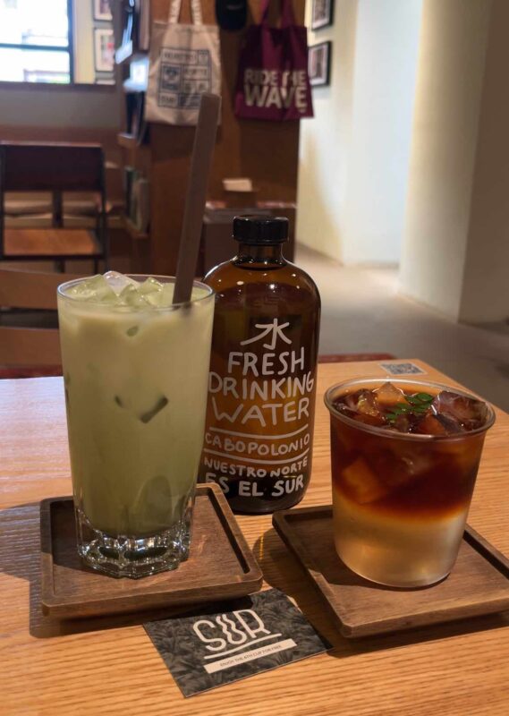 Matcha latte and specialty drink at SUR CABO – perfect for a relaxing Beijing weekend