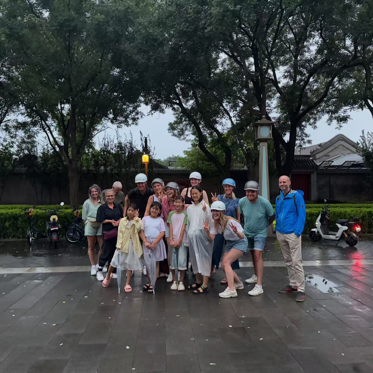 Our Beijing guests with local kids – authentic unique Beijing experiences beyond tourist sites