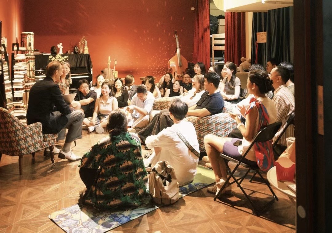 Swing dance workshop at Cat's Corner's music room